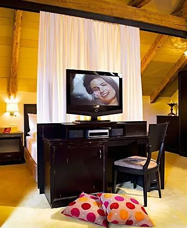 Adler & Stube 4* Виллабасса